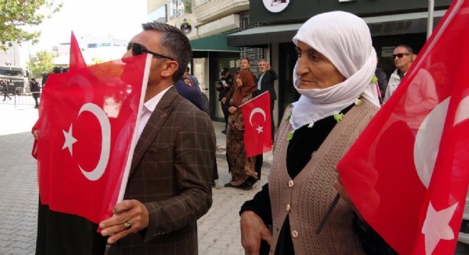 Vanlı annelerin evlat nöbeti 110 uncu haftasında